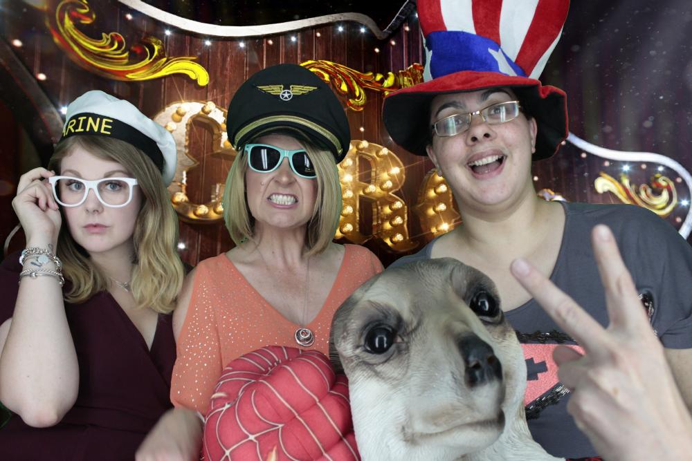 DHL South Regional Meeting | View more photos from the event at gallery.myphotoboothexperience.co.uk/u/MyPhotoBoothExperienceLtd/DHL-South-Regional-Meeting